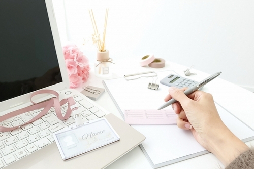 ＼知識ゼロでも6ヶ月で理想のサロンオープンできる／
スタイルラボアカデミー開業講座